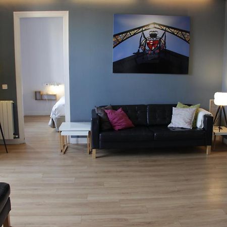 Mr. Serrano Apartments บาร์เซโลนา ภายนอก รูปภาพ